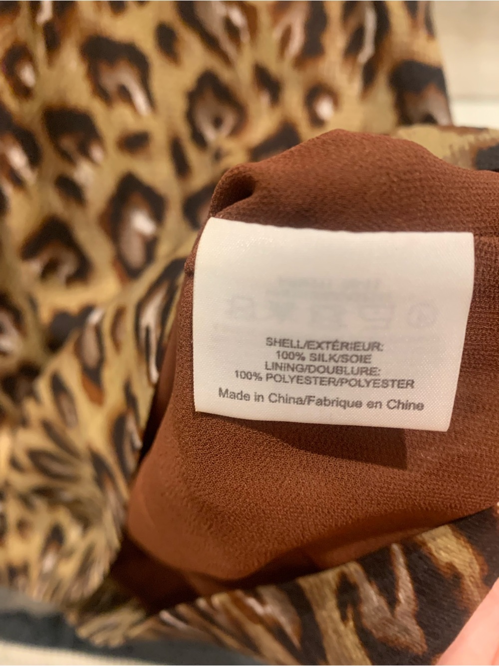 Tory Burch Leopard Print Sleeveless silk top - Picture 5 of 5